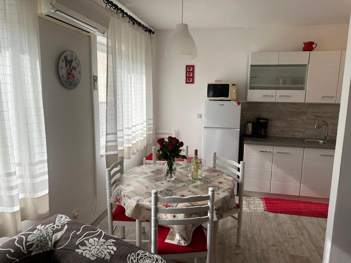 Apartment Mia Пореч Екстериор снимка