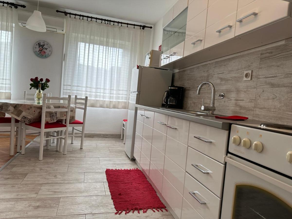 Apartment Mia Пореч Екстериор снимка
